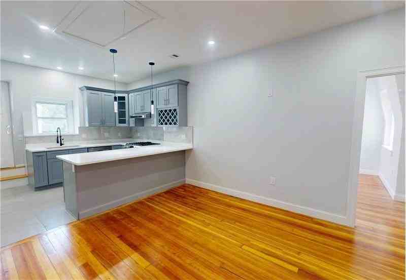 14 King St #3 - Photo 5 of 14