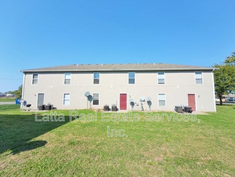 100 E Otway St #A - Photo 2 of 2