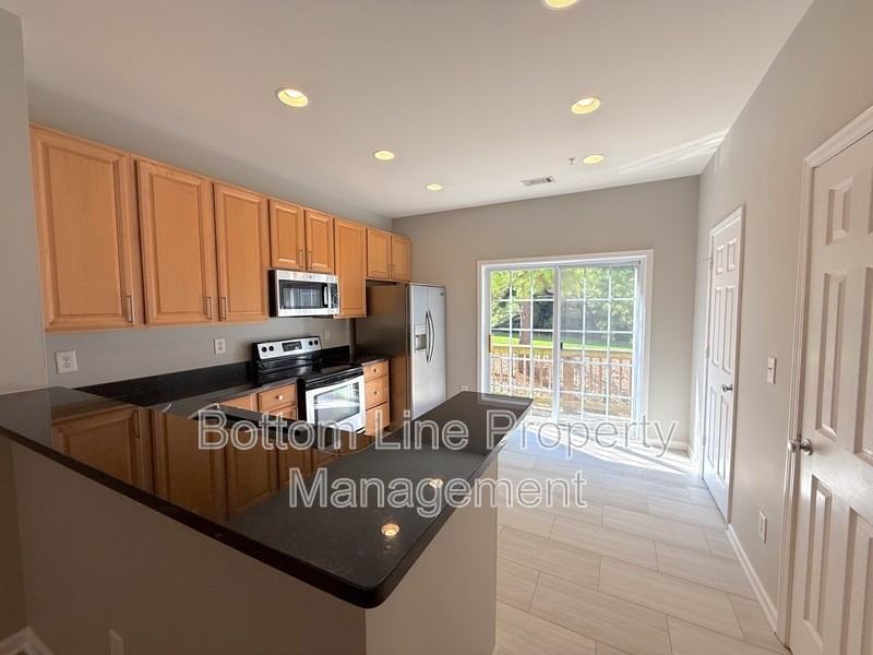 1131 Ilana Ct - Photo 7 of 23