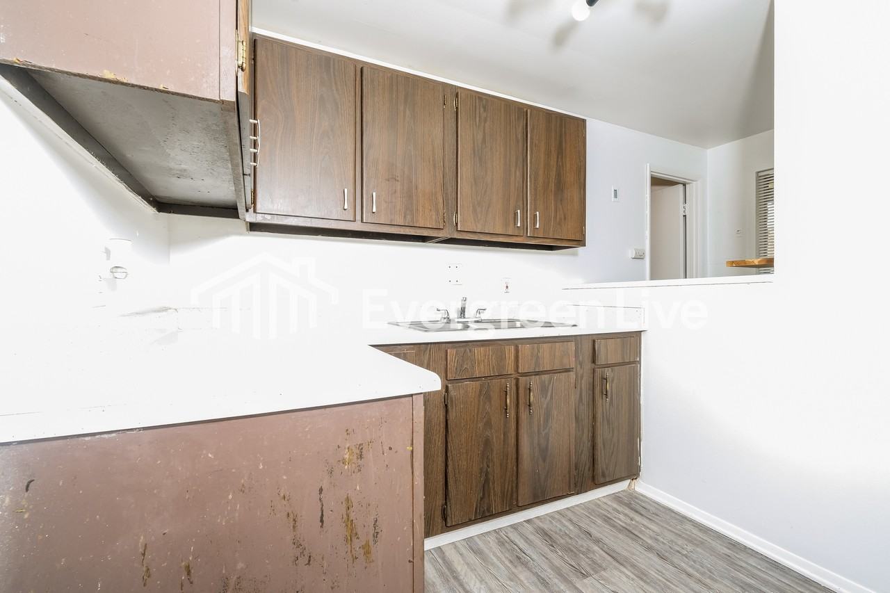1787 Pickering Dr - Photo 6 of 15