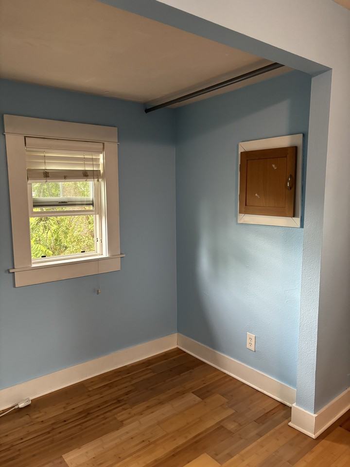 3915 North Vancouver Avenue #A - Photo 7 of 9