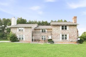 featured image of 2142 Fairway Ct Se #A