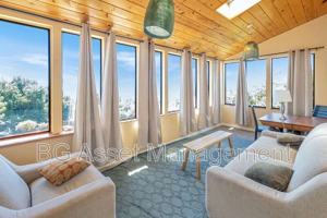 featured image of 6606 Aqua Vista Ct