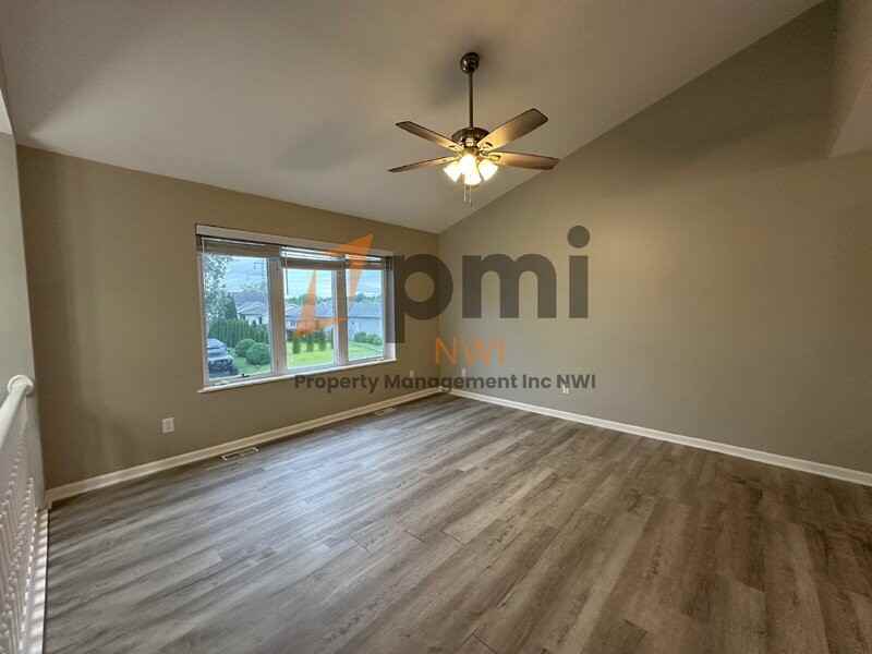 219 Sandalwood Dr - Photo 3 of 23