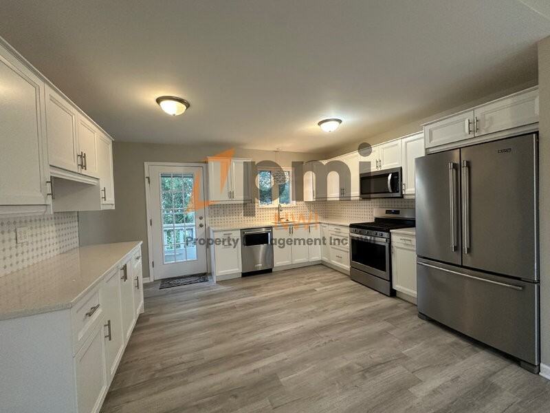 219 Sandalwood Dr - Photo 6 of 23