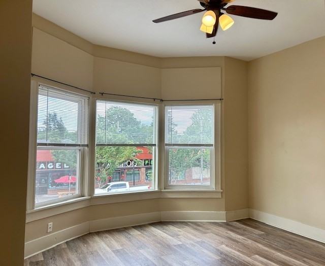 4537 Se 65th Ave #6 - Photo 2 of 10