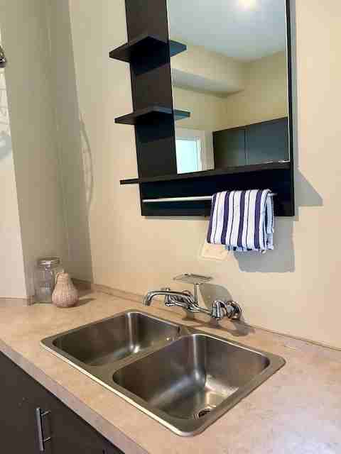 4537 Se 65th Ave #6 - Photo 4 of 10