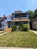 3255 E 139th St #UP - Photo 1 of 1