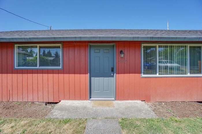 3814 O St #3814 - Photo 4 of 25