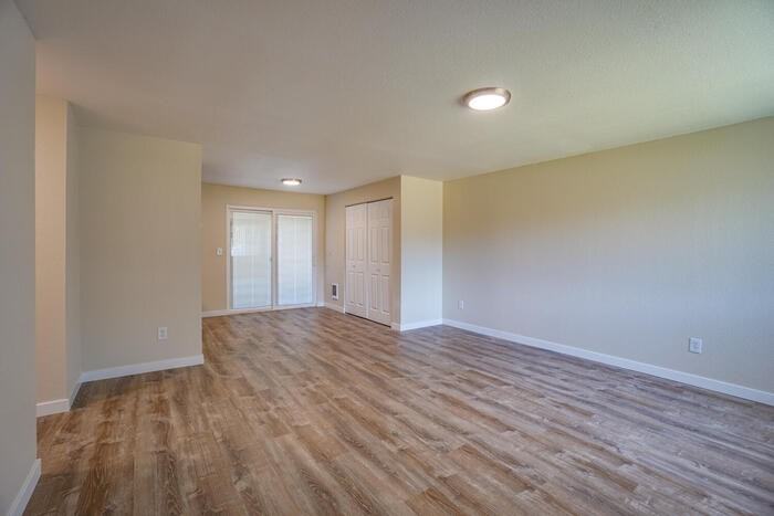 3814 O St #3814 - Photo 5 of 25