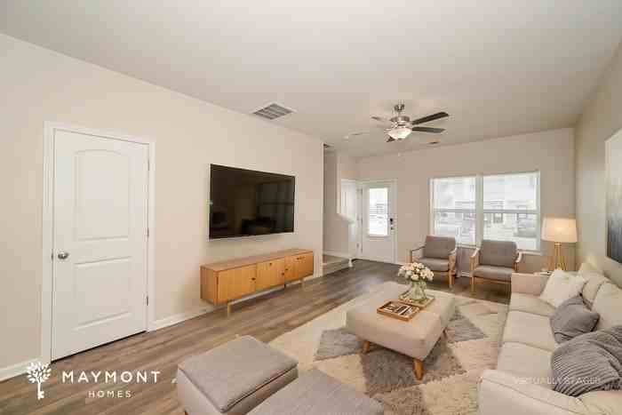 8071 Logan Dr - Photo 6 of 16