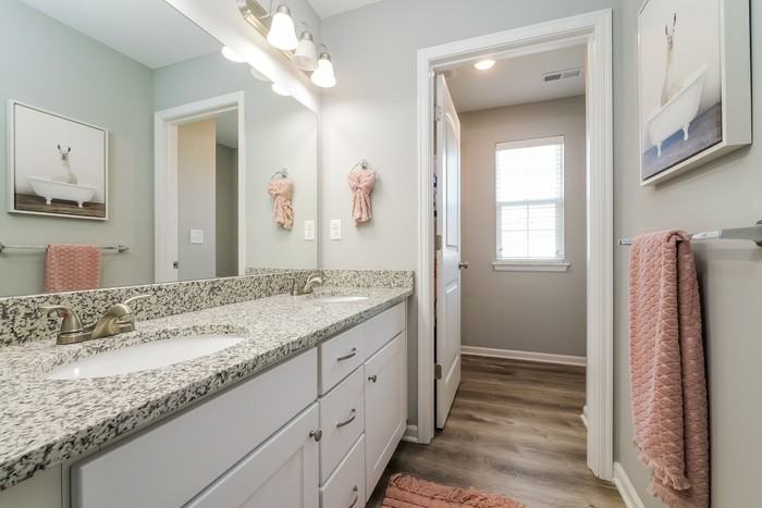 1401 Burmuda Dr - Photo 7 of 16