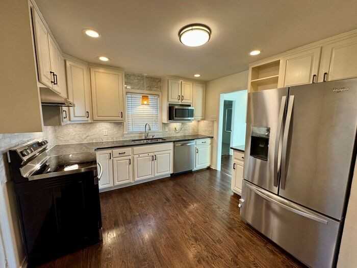 2311 Billie Watkins St Sw - Photo 6 of 26