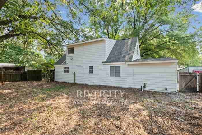 3256 Starsdale St - Photo 3 of 19