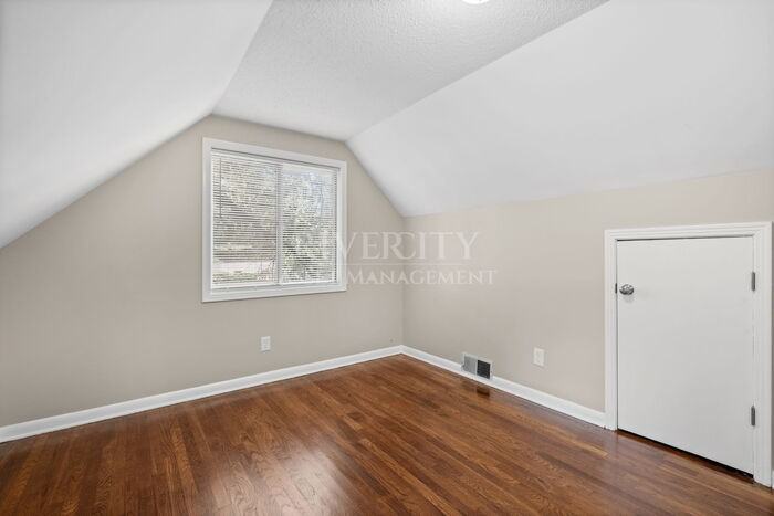 3256 Starsdale St - Photo 5 of 19