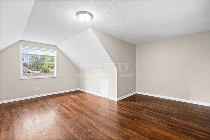 3256 Starsdale St - Photo 6 of 19