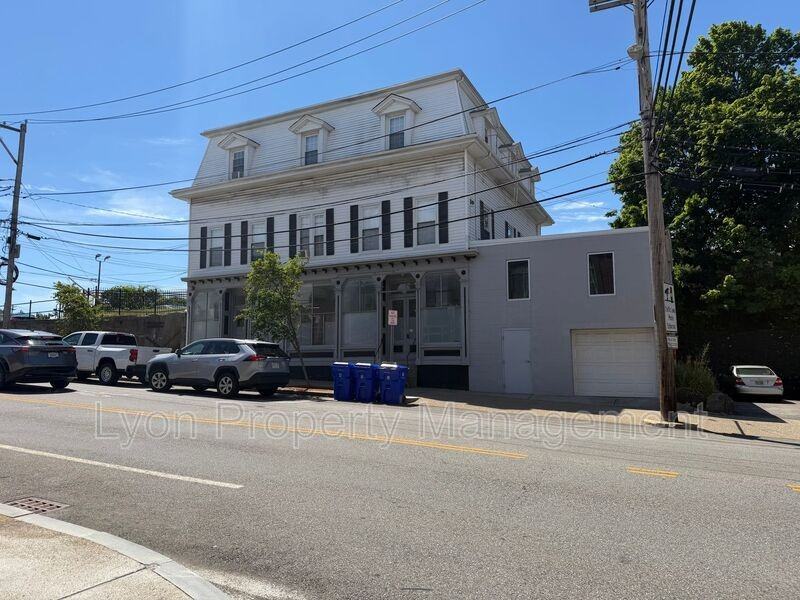 189 Exchange St #2 - Photo 7 of 7