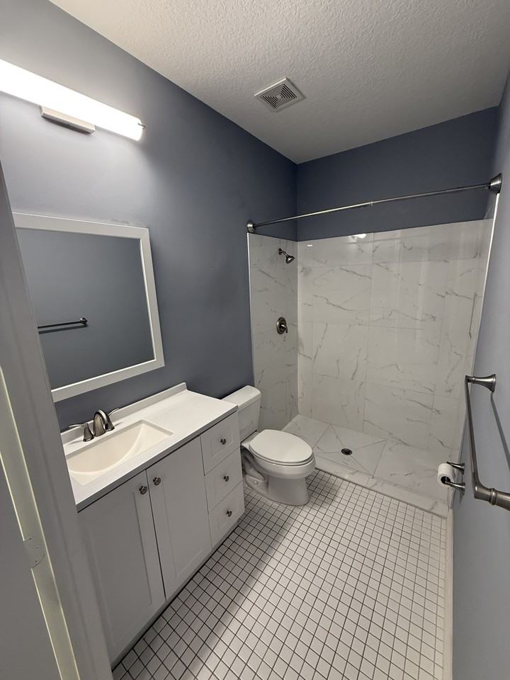 3629 Nw 5th Ter #3629 - Photo 6 of 16