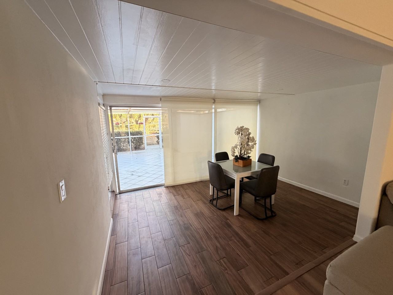 52 East Ct #52 - Photo 6 of 9