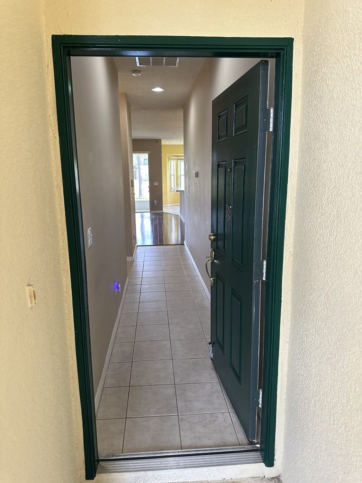185 Club Villas Ln #185 - Photo 2 of 20