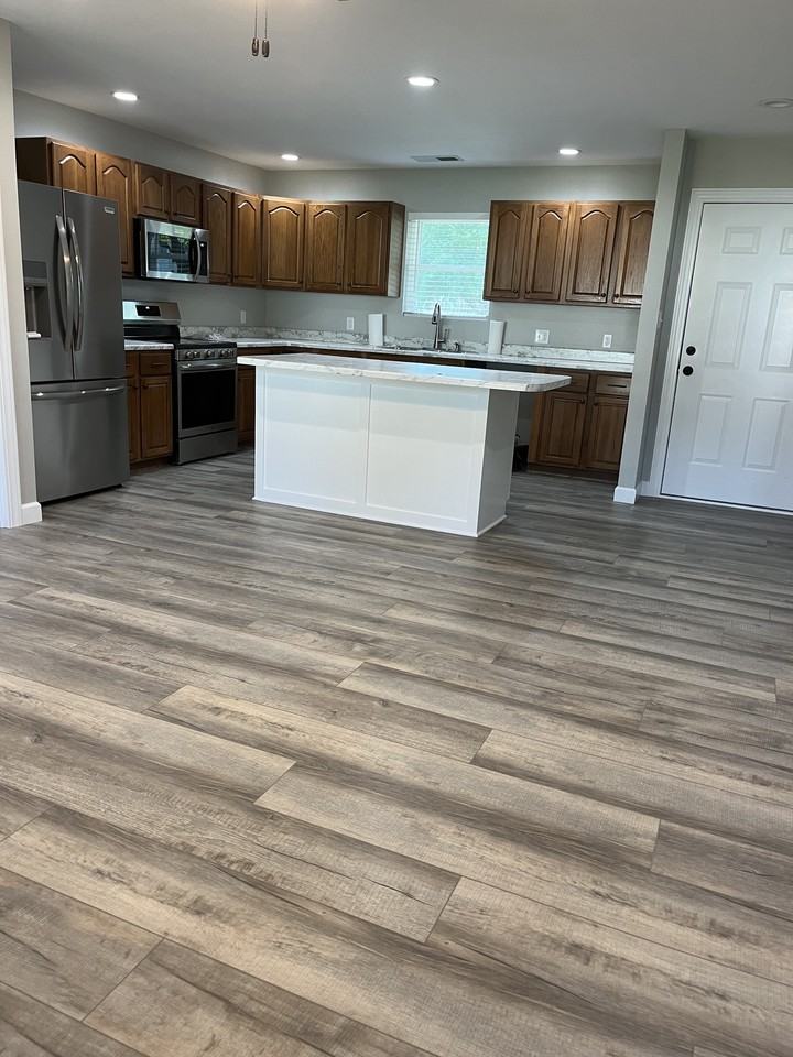 1635 N Grand Ave #NA - Photo 2 of 10