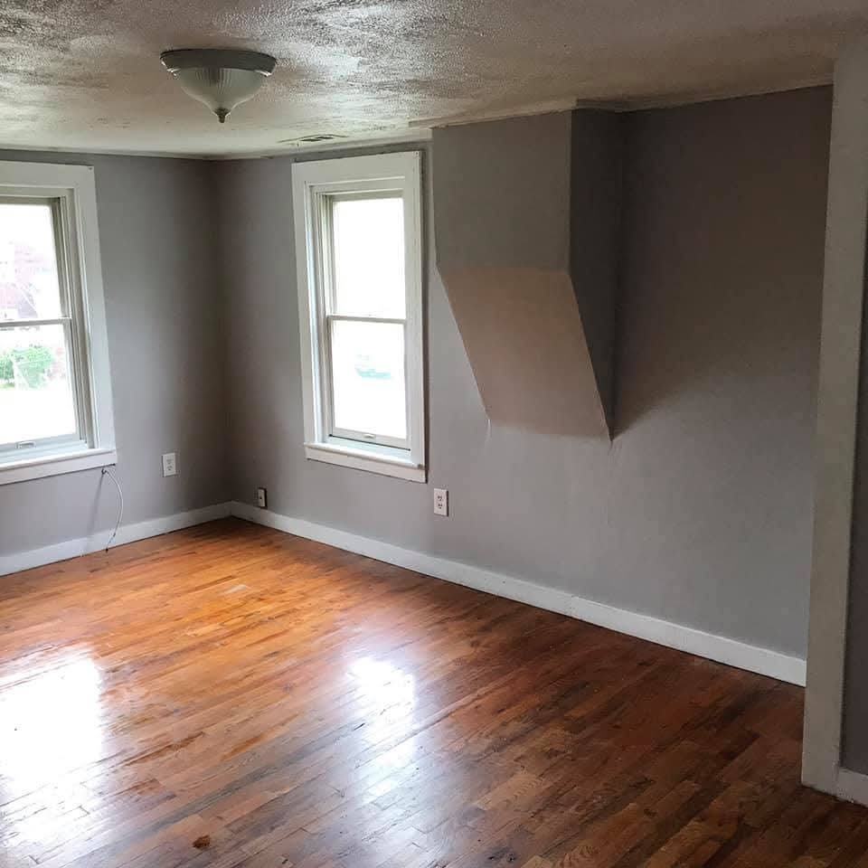 78 Elizabeth St - Photo 5 of 9