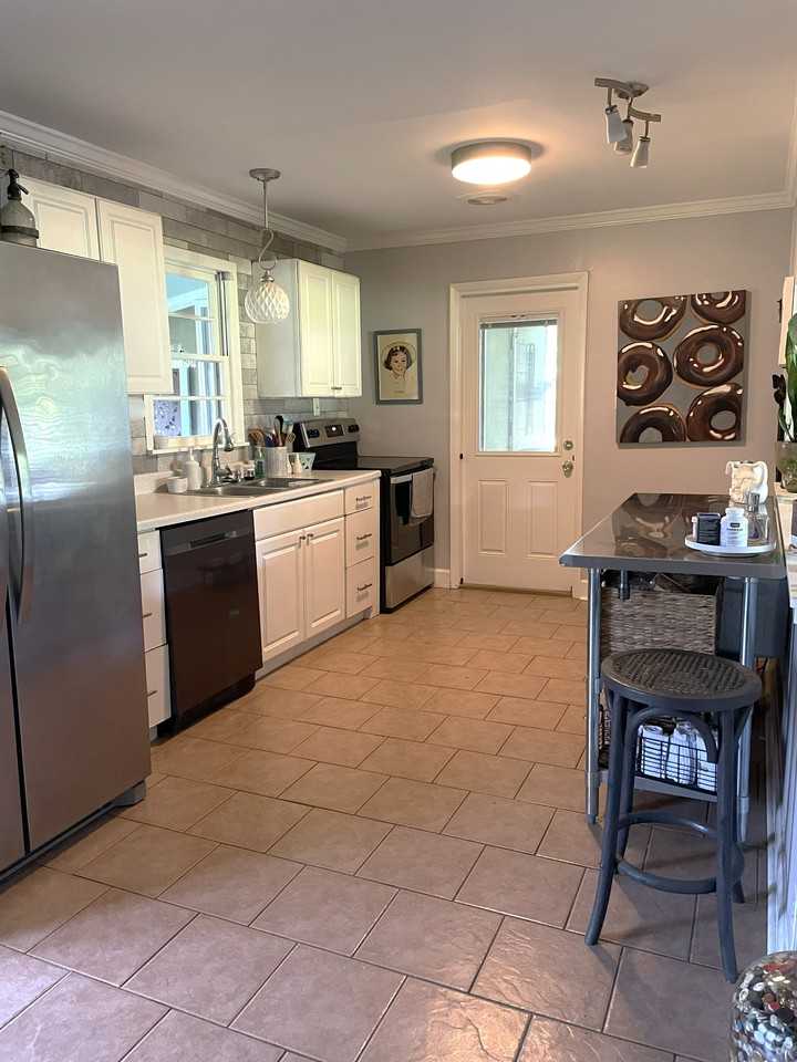 412 Delores Dr #NA - Photo 2 of 13