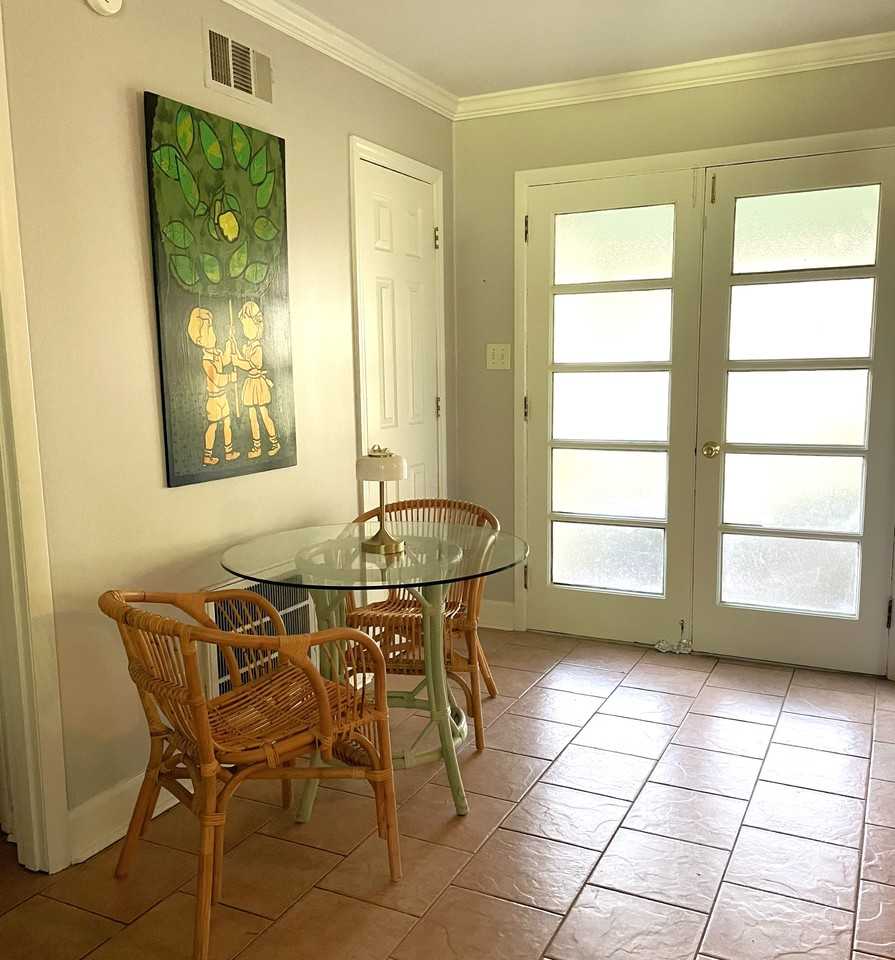 412 Delores Dr #NA - Photo 3 of 13