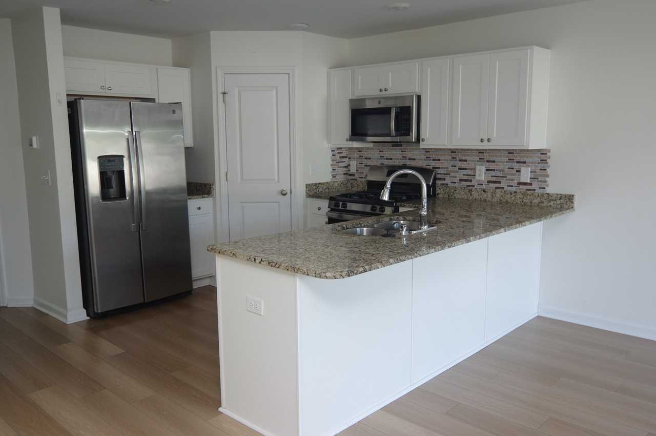 2790 Prince Charles Ct #NA - Photo 4 of 17