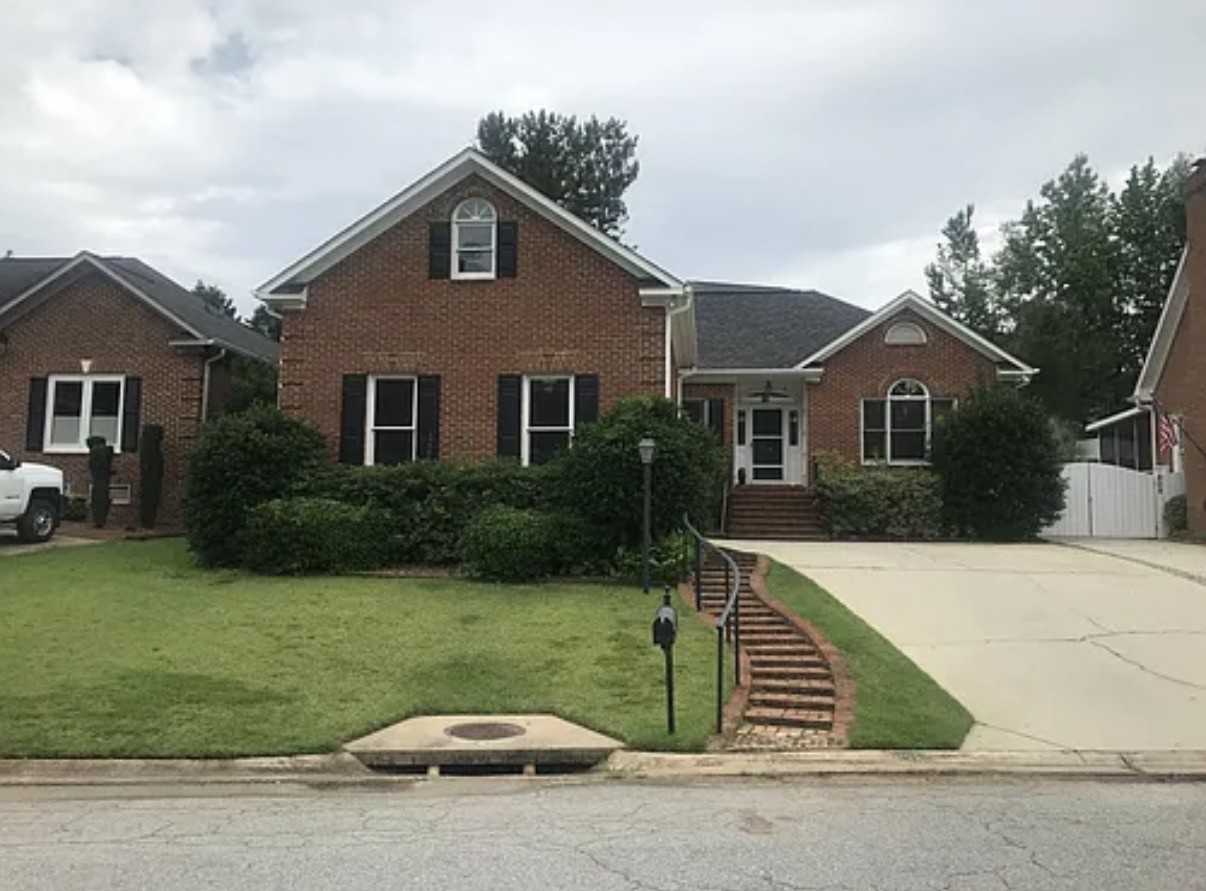 832 Shelter Cove Ct #NA - Photo 2 of 10