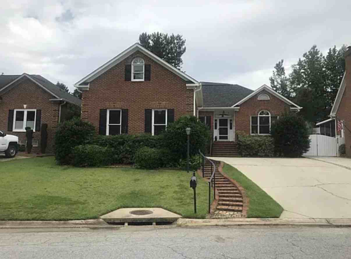 832 Shelter Cove Ct #NA - Photo 3 of 10