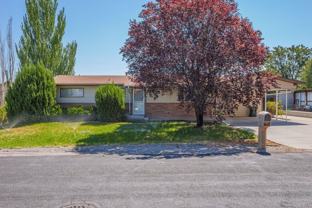 718 Brassie Dr - Photo 1 of 1