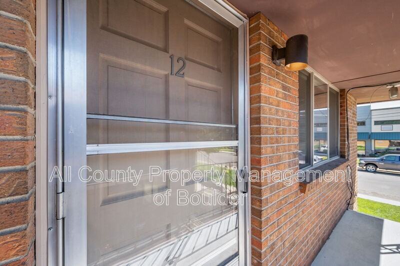 1353 Coffman St #12 - Photo 3 of 14