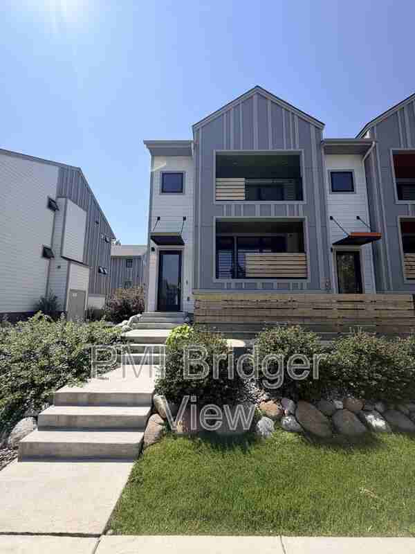 315 W Peach St #1 - Photo 2 of 33