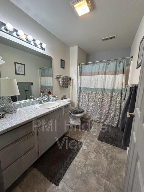 3505 Fallon St #B15 - Photo 6 of 12