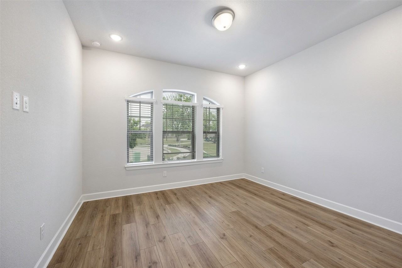3125 Pedigree Ct #NA - Photo 7 of 40