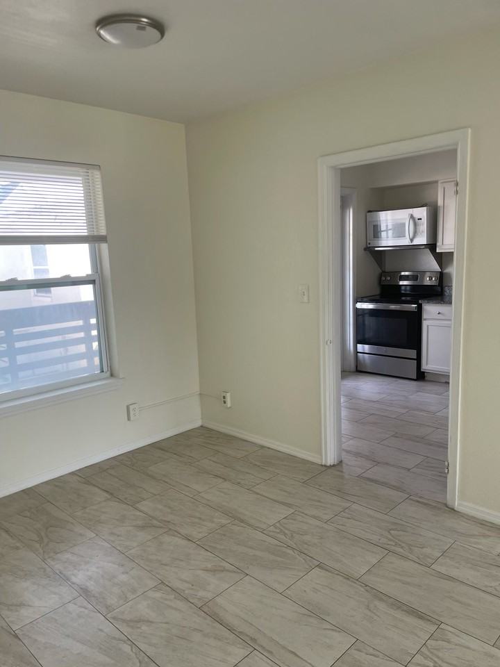 600 Riverview Boulevard #4 - Photo 5 of 14