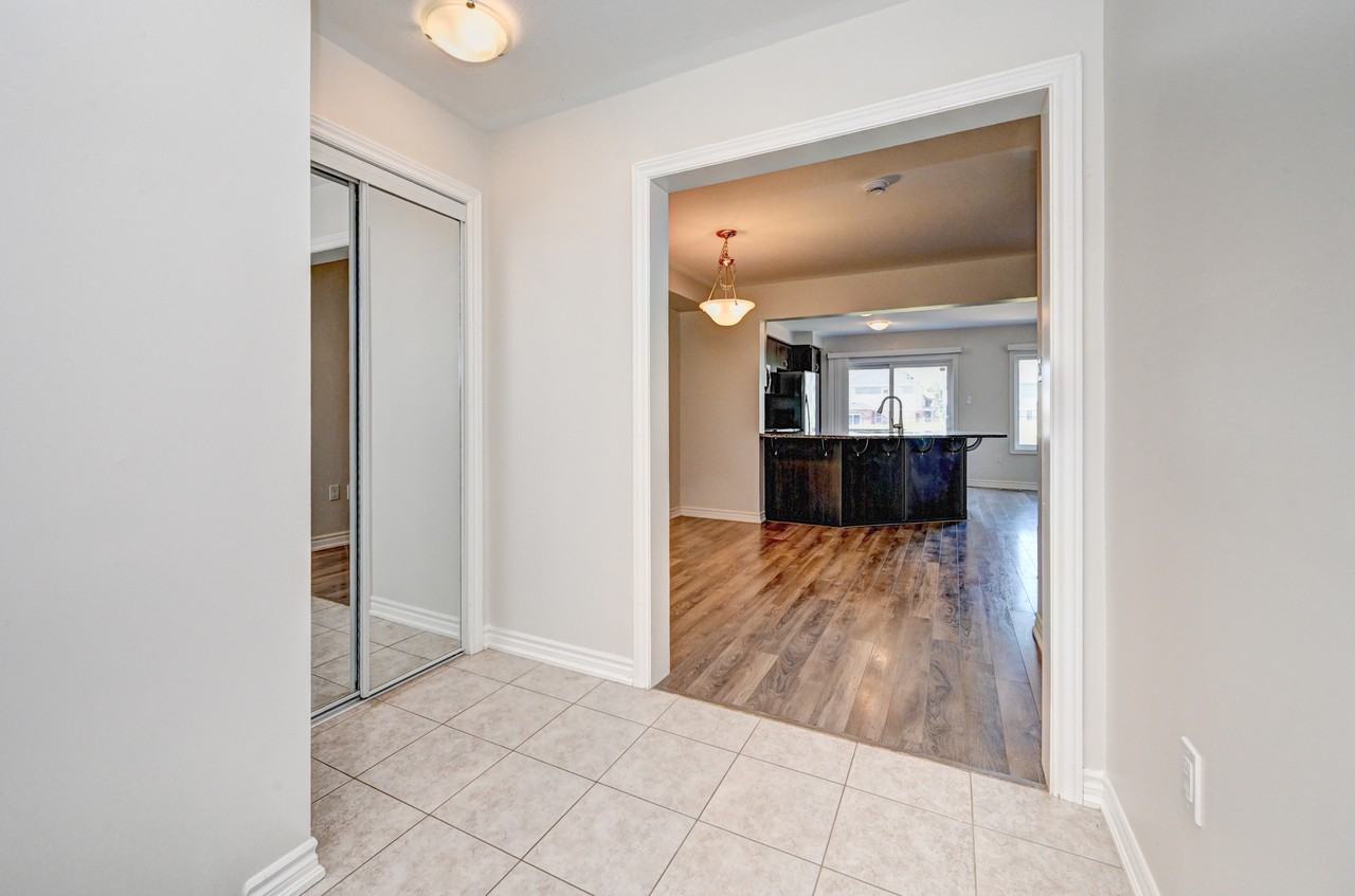 260 Waterbrook Lane - Photo 4 of 40