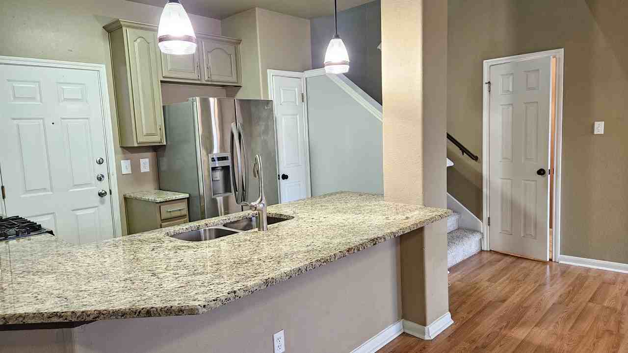 2100 Pipers Field Dr #1 - Photo 5 of 9