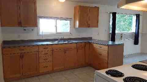 9319 106 Avenue - Photo 2 of 16