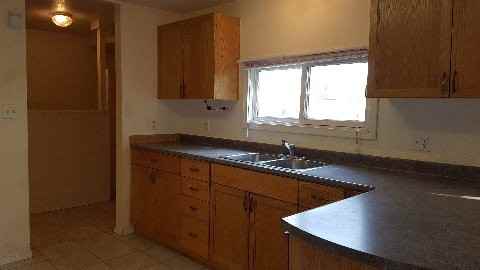 9319 106 Avenue - Photo 3 of 16