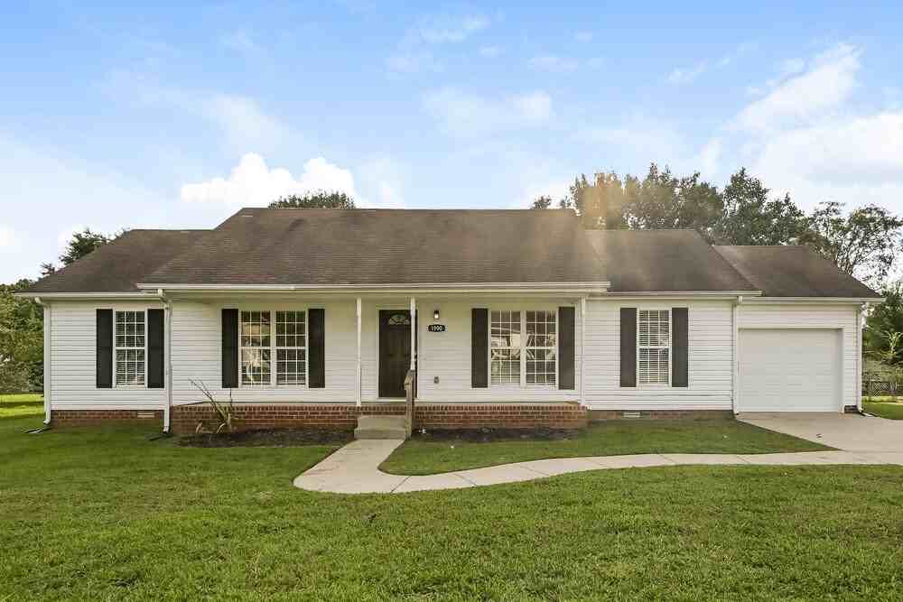 1990 Bolden Dr