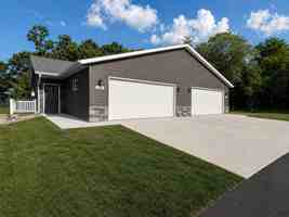 featured image of 2901 Patch St