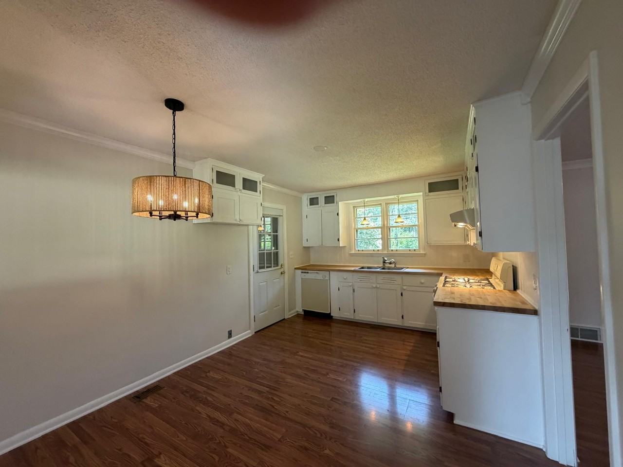 524 Graycroft Dr Sw #1 - Photo 5 of 29