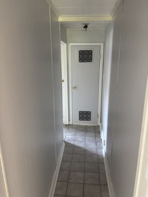 3 Hyde Park Uppr #2 - Photo 2 of 7
