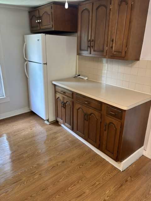 3 Hyde Park Uppr #2 - Photo 4 of 7