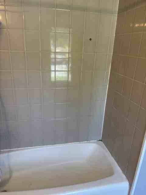 3 Hyde Park Uppr #2 - Photo 6 of 7