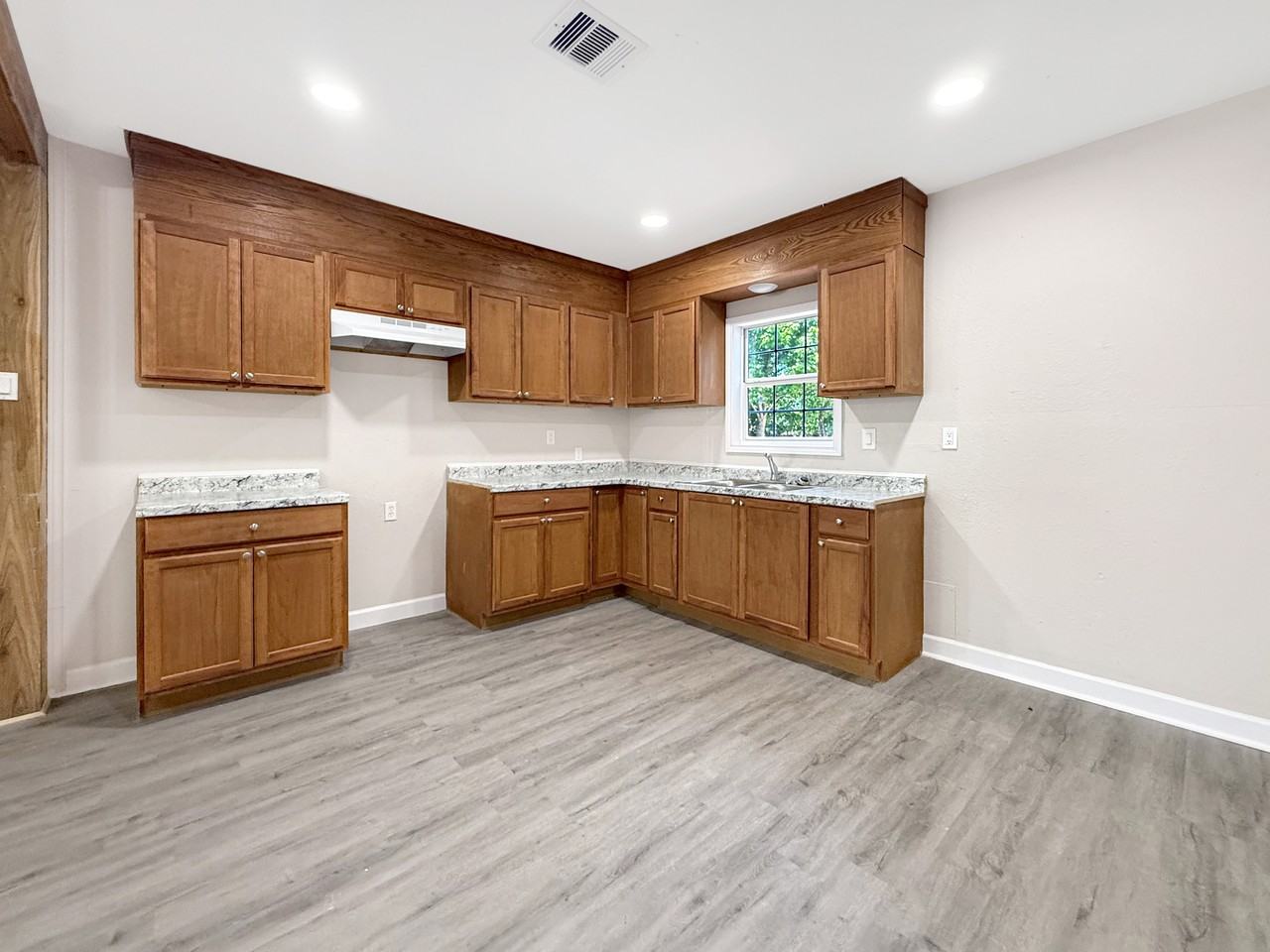 304 Stimpson Street #1 - Photo 4 of 19