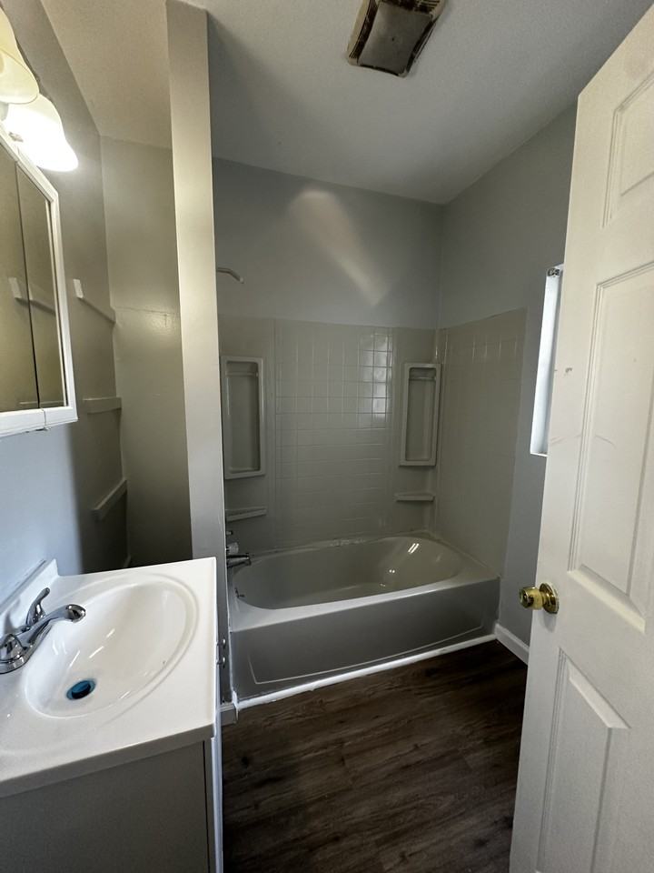 8 Clifton St #1 - Photo 7 of 17