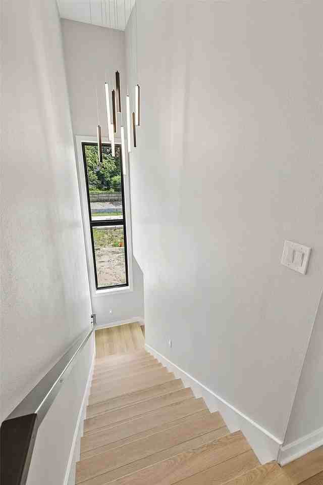 4844 Ingersoll Ave #4844 - Photo 5 of 30